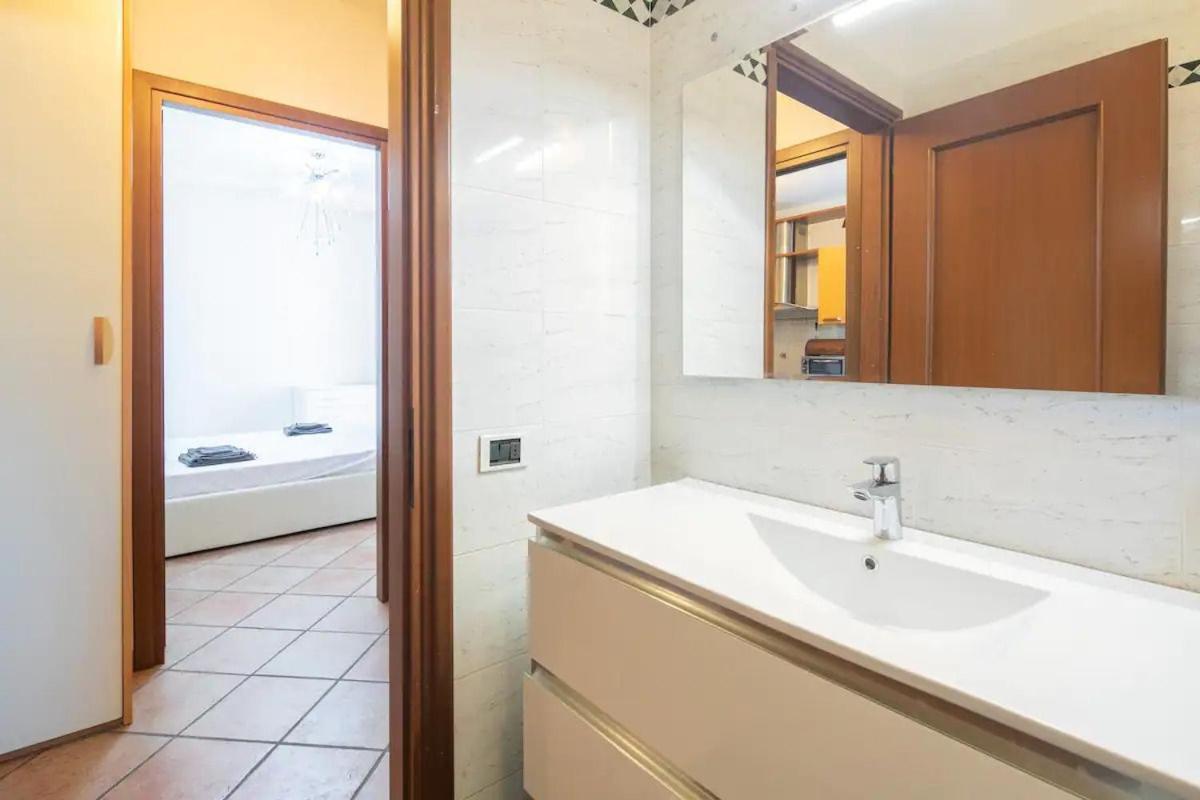 Suite Con 2 Balconi - 6 Guest Prato  Eksteriør bilde
