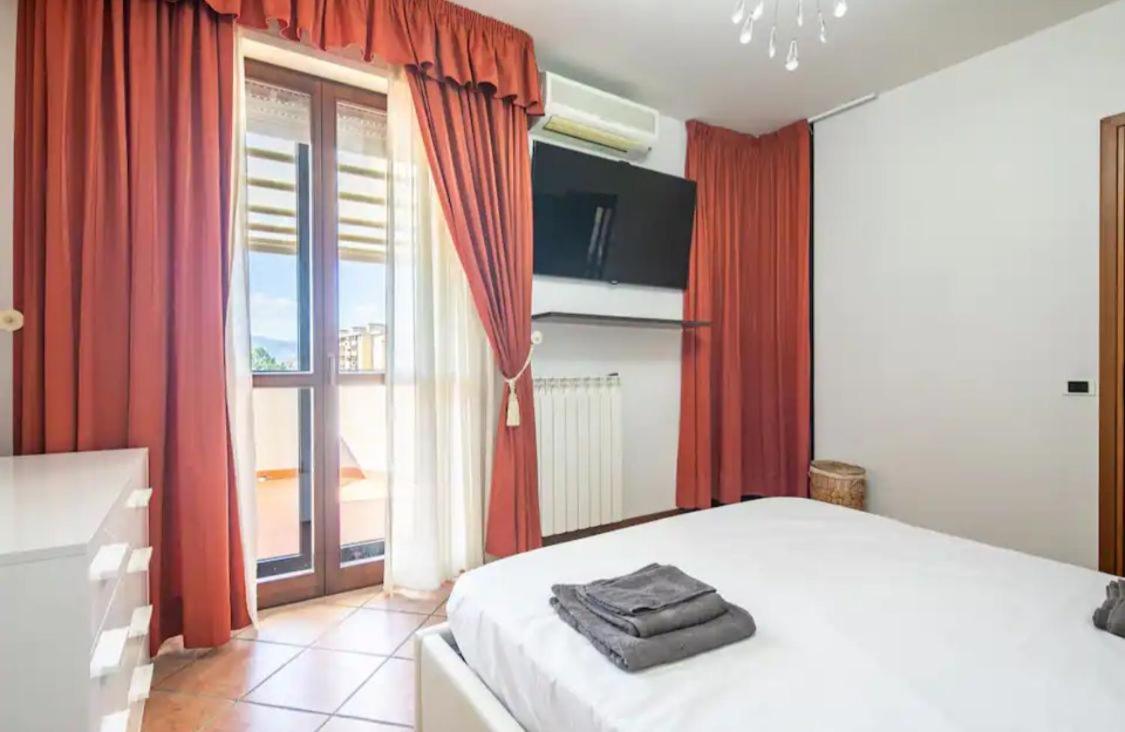 Suite Con 2 Balconi - 6 Guest Prato  Eksteriør bilde